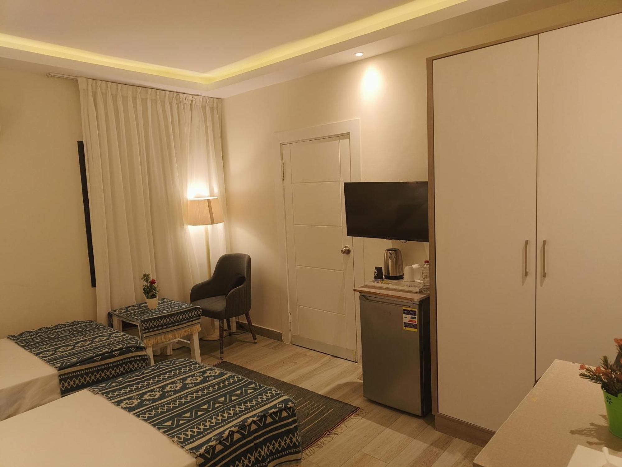 Maria Pyramids House Hotel Kafrat al Jabal Luaran gambar