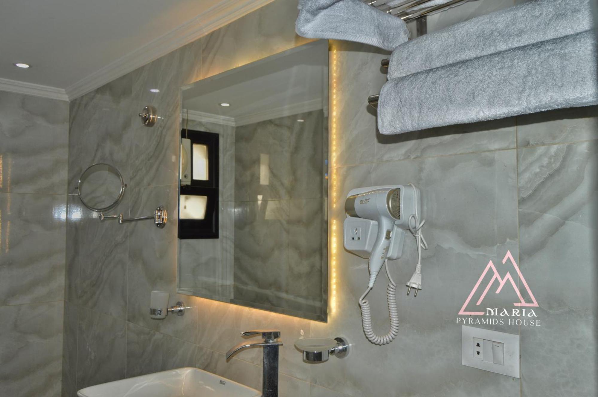 Maria Pyramids House Hotel Kafrat al Jabal Luaran gambar